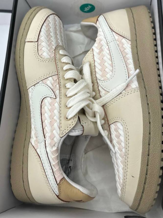 Новые кеды Nike 38 р