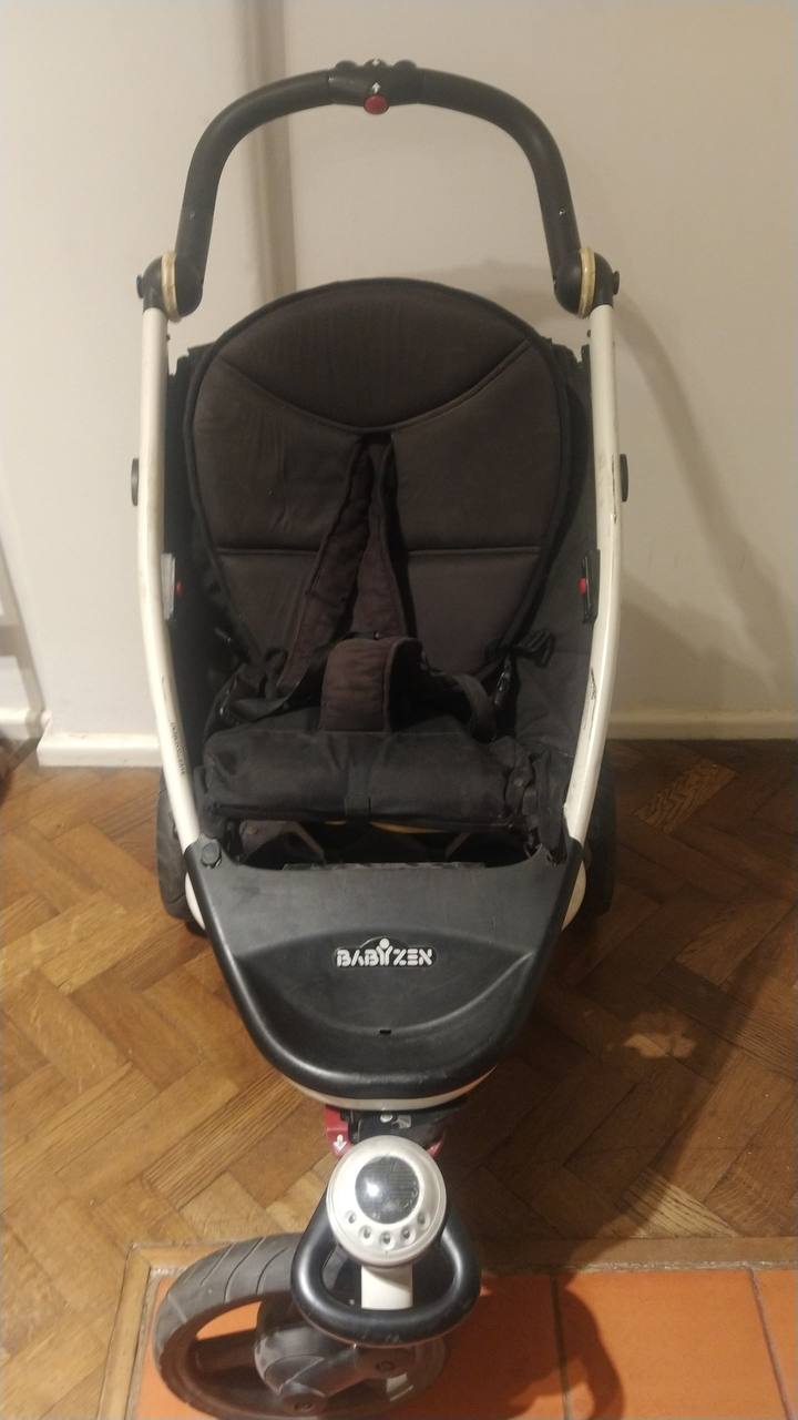 Детскую коляску Baby Zen Recaro, в хорошем состоянии. Цена . Забирать в Бальване