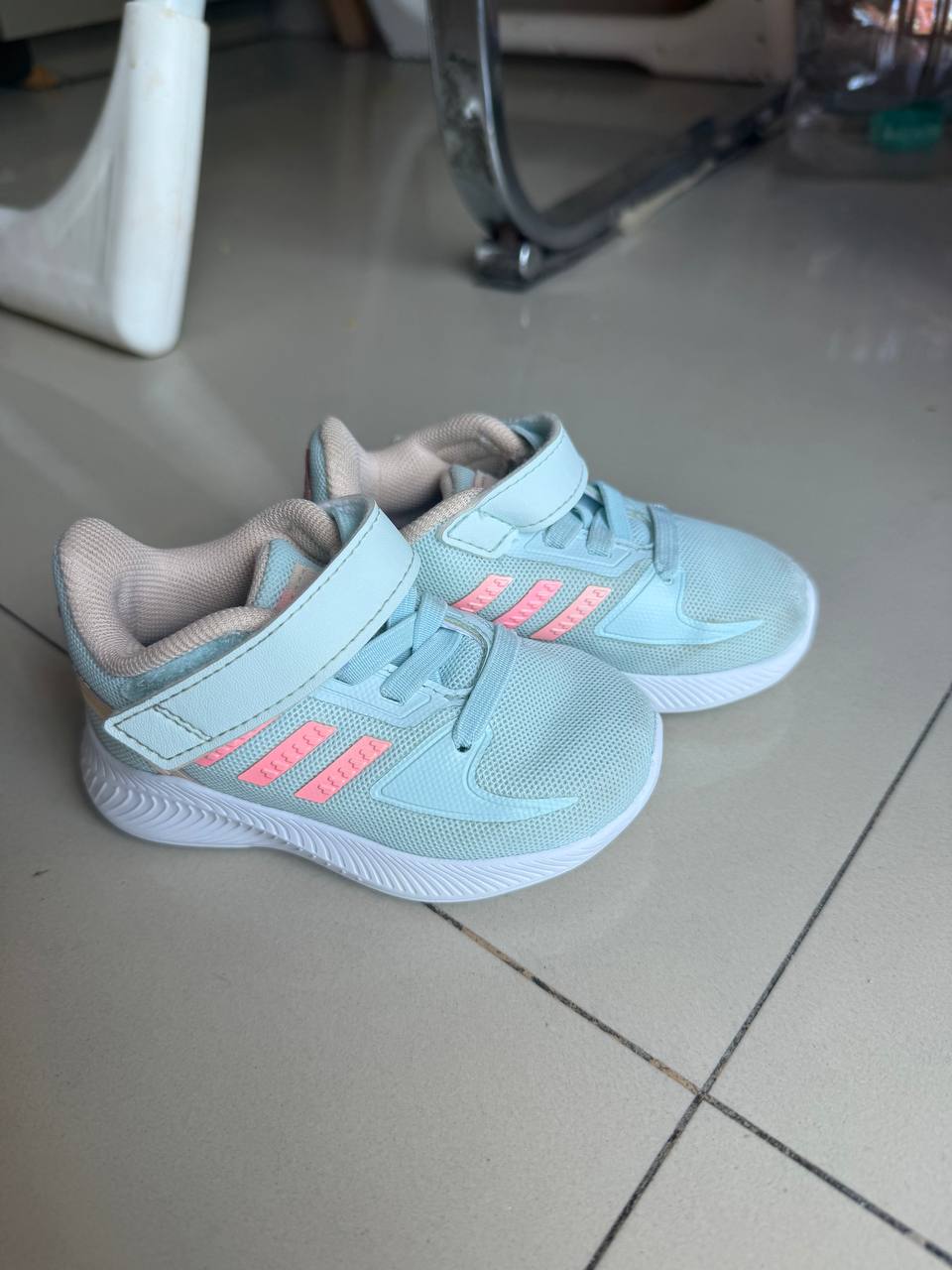 Кроссовки adidas оригинал