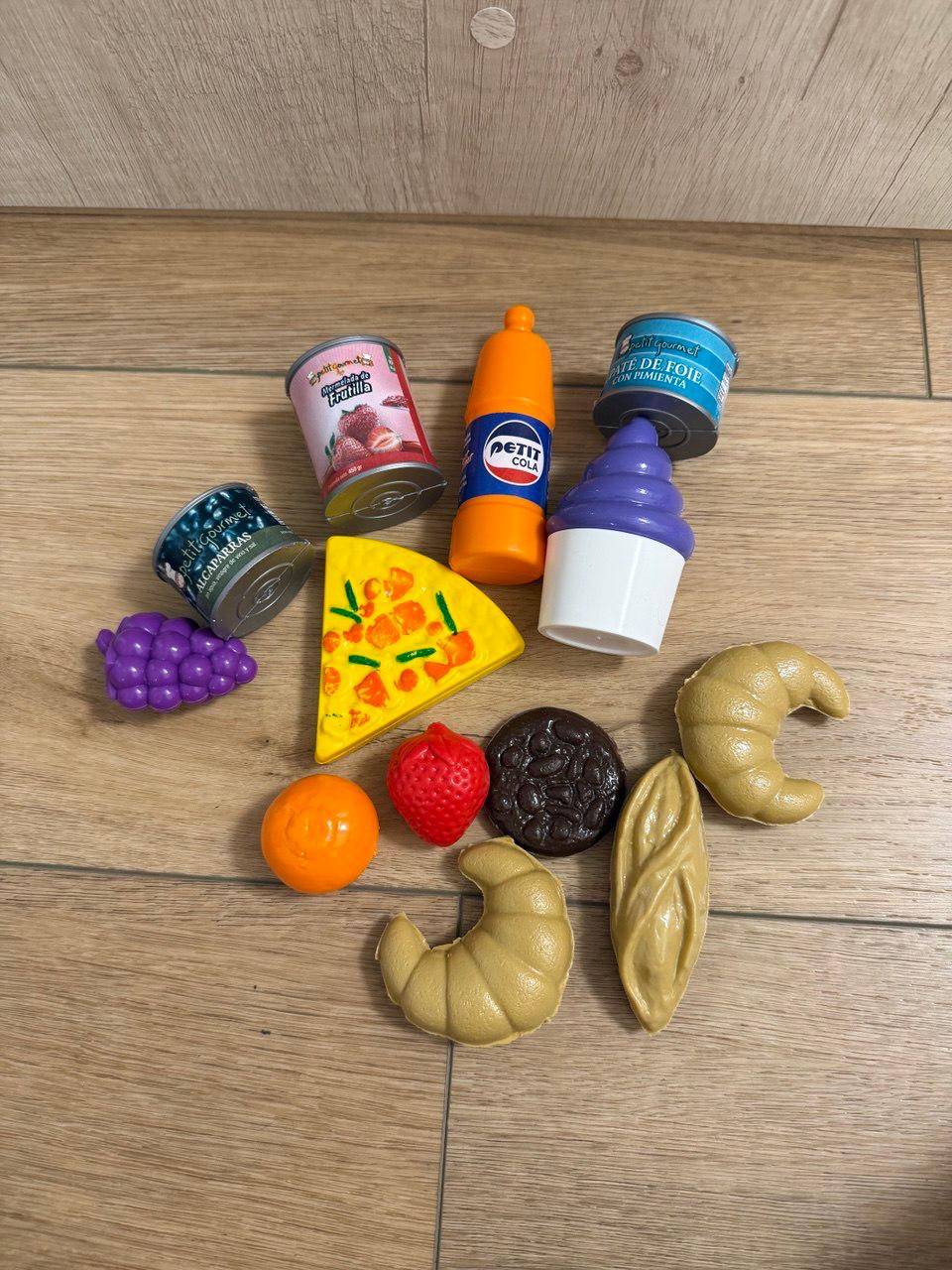 Набор игрушечных продуктов Petit Gourmet