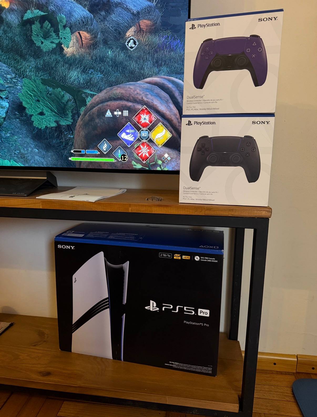Новую PlayStation 5 PRO - 2 TB