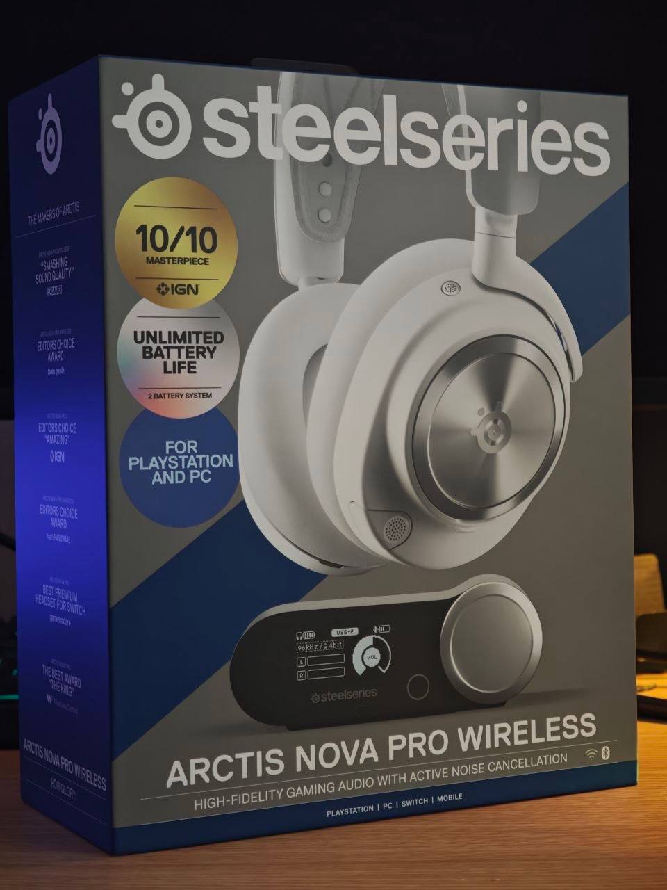 SteelSeries Arctis Nova Pro Wireless (White)
