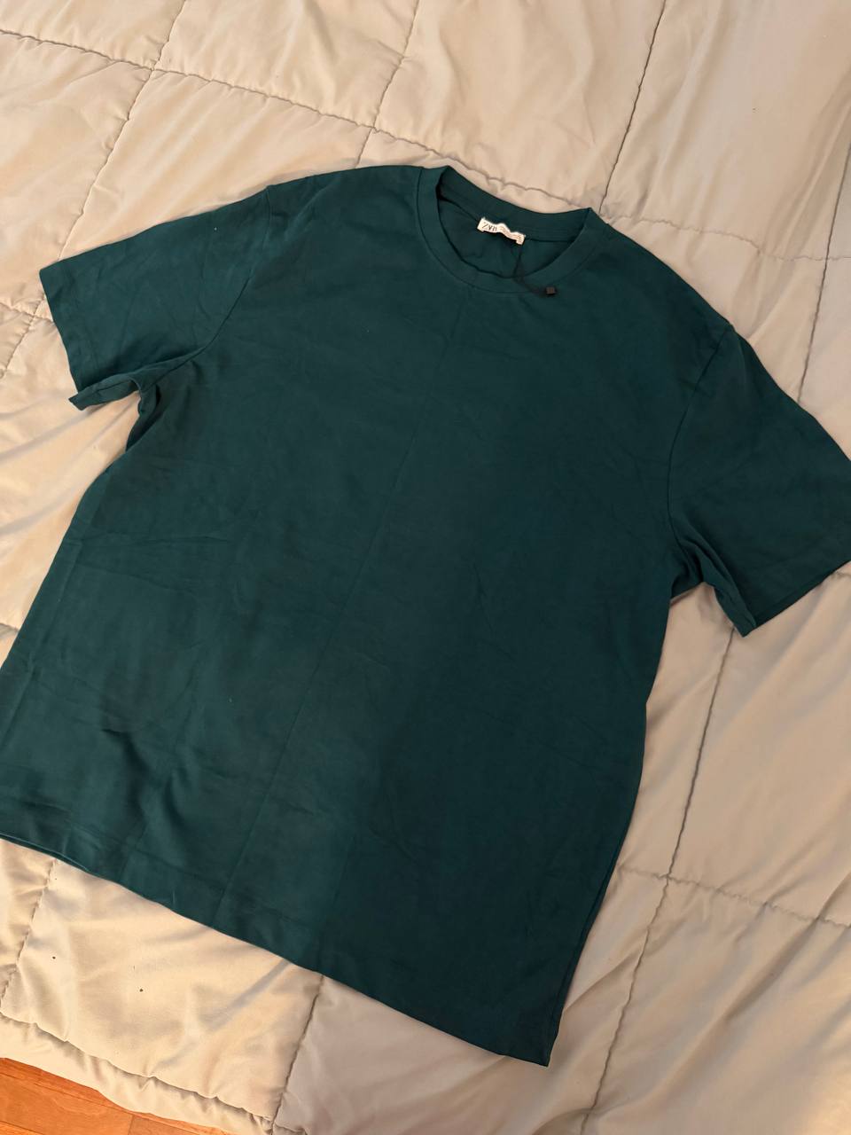 Новые майки из Zara, ни разу не носили, были сложенные в шкафу