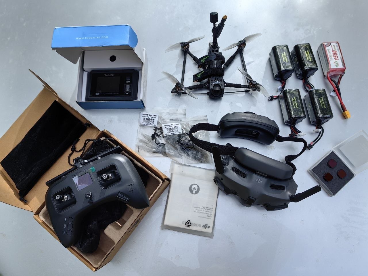 Полностью готовый к полётам FPV-комплект