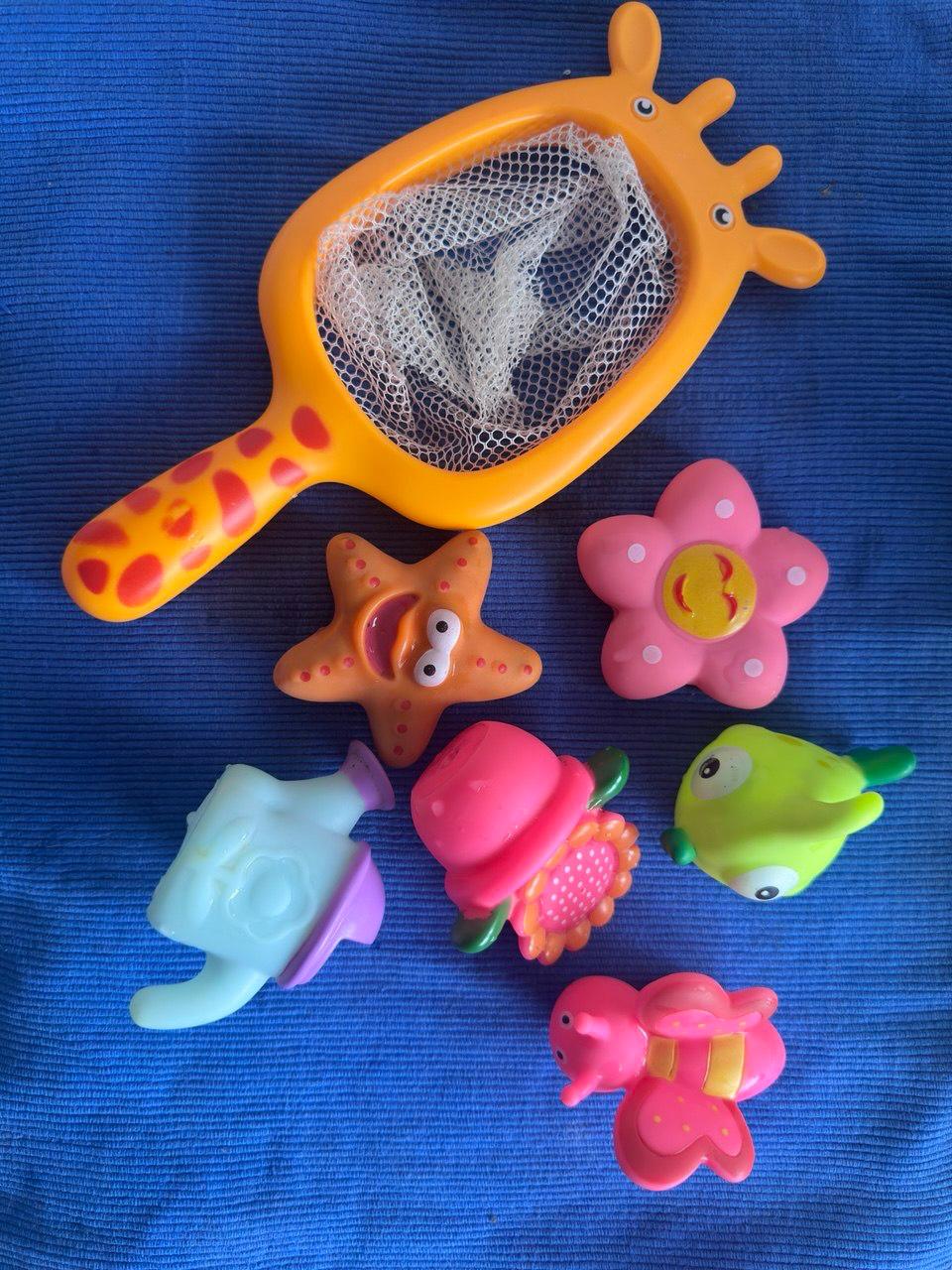 Детские водные игрушки