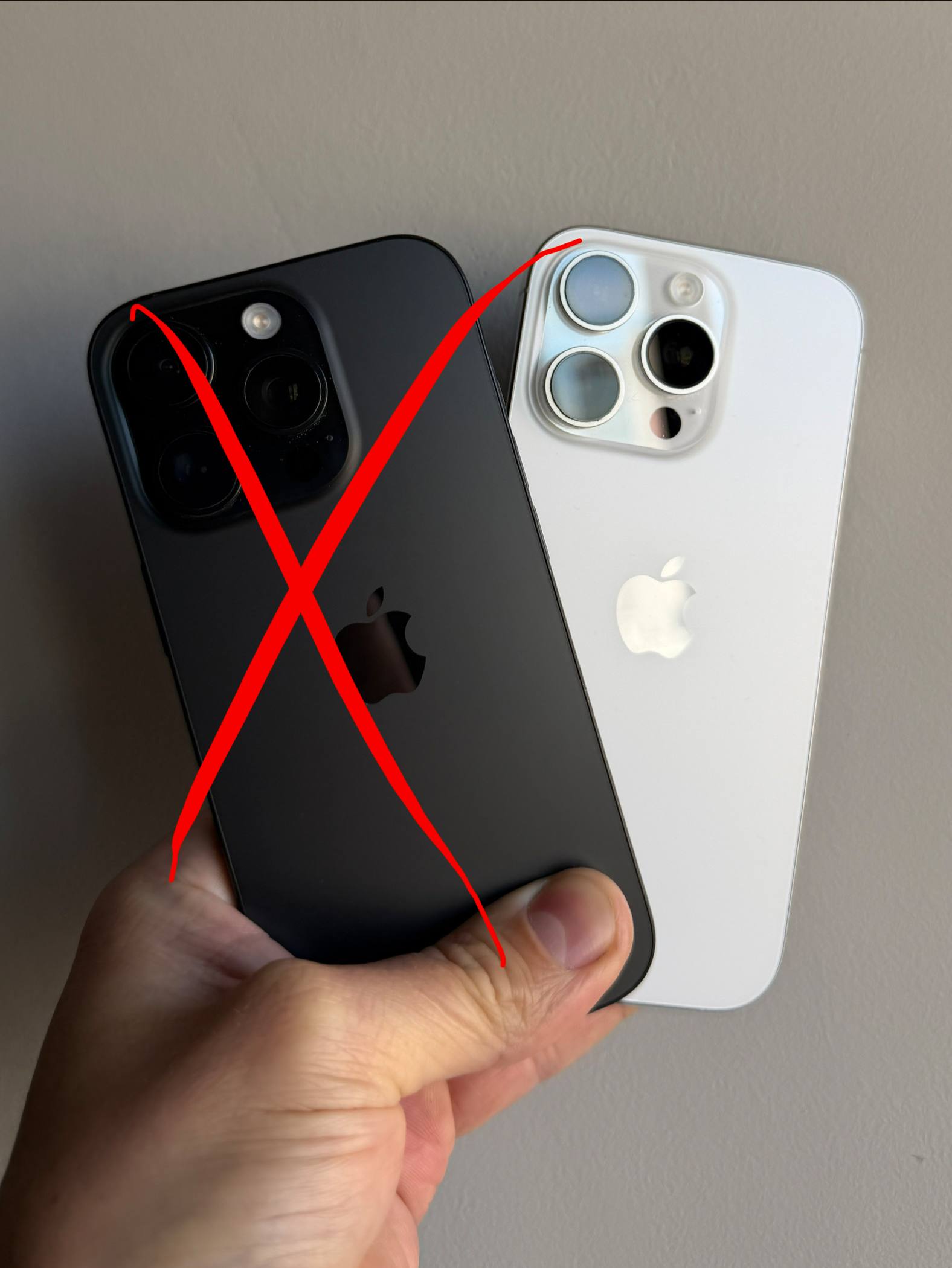 iPhone 16 Pro 128 ГБ, белый, с физической SIM картой. Телефон не ремонтировался,