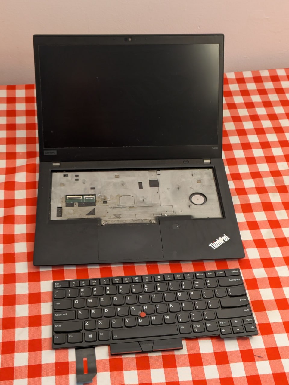 Lenovo ThinkPad T490 — надёжный бизнес-ноутбук
