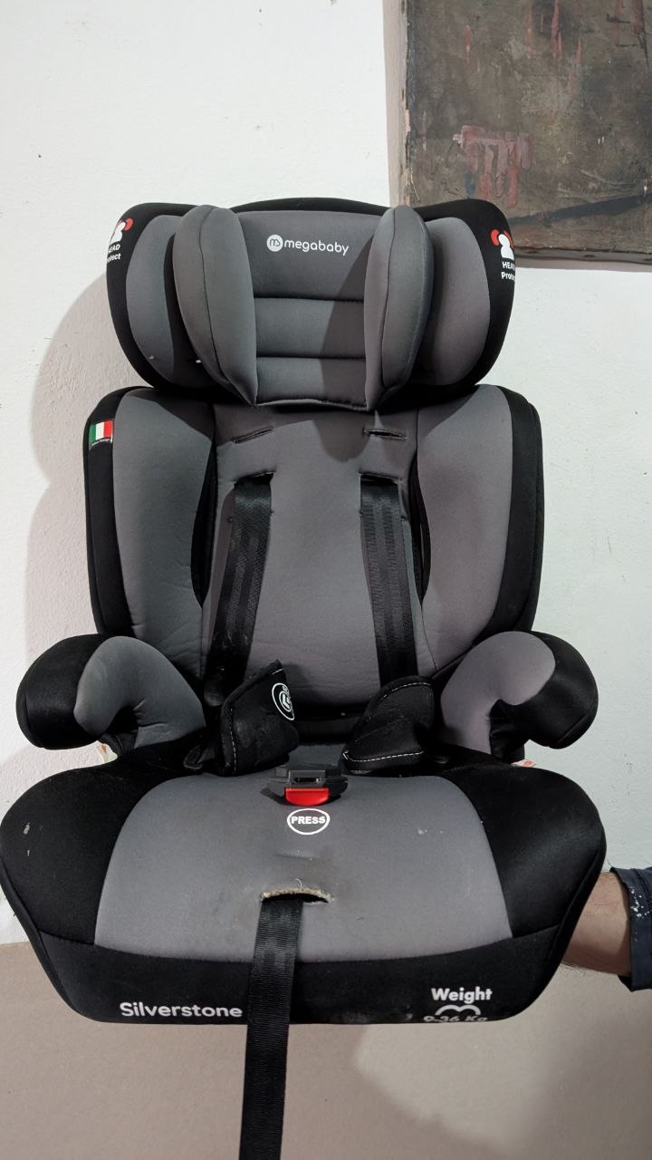 Автокресло детское, Butaca Booster Mega Baby. Цена . Самовывоз Ла Лусила