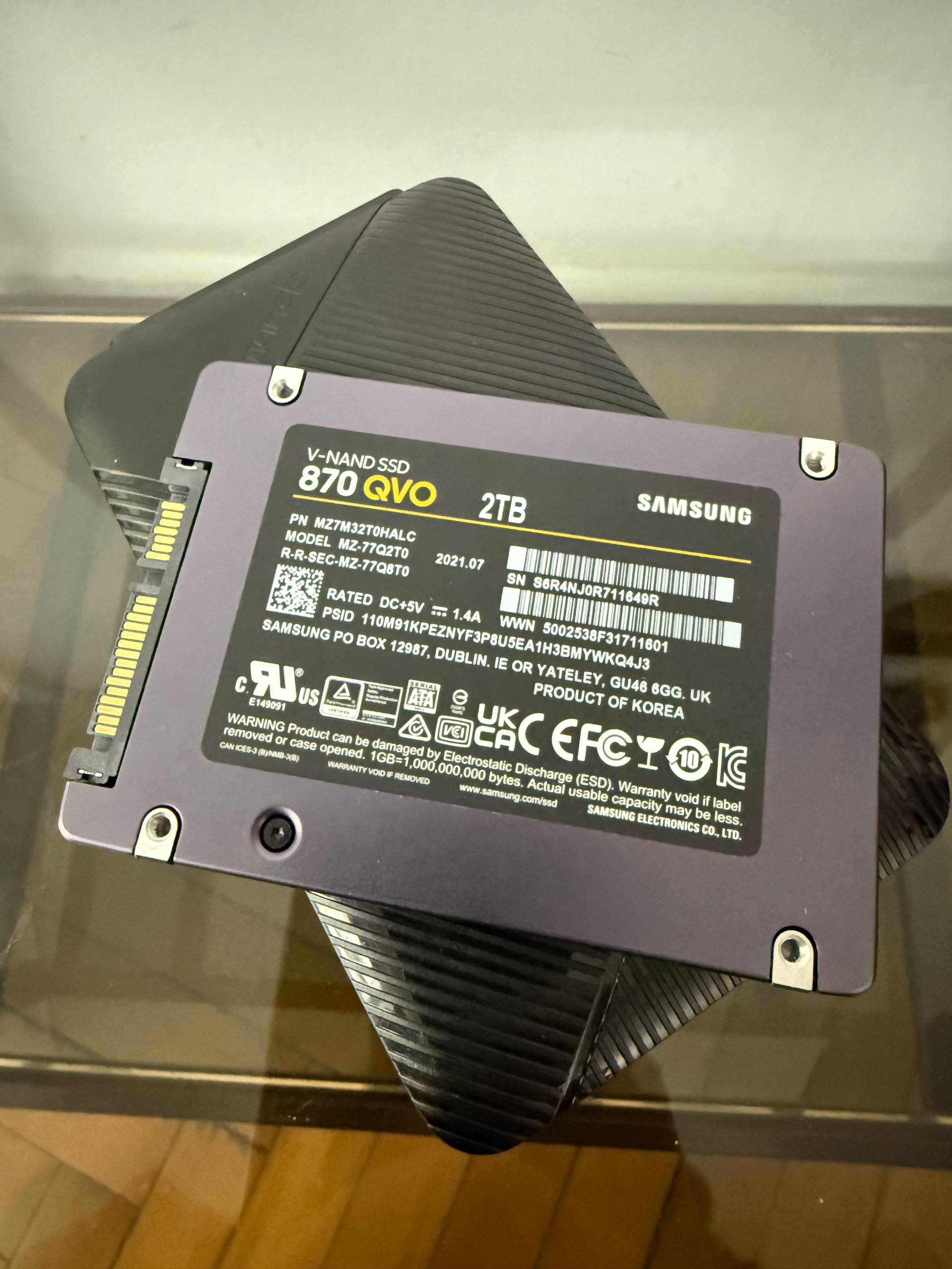 Samsung 870 QVO 2TB SATA + кейс