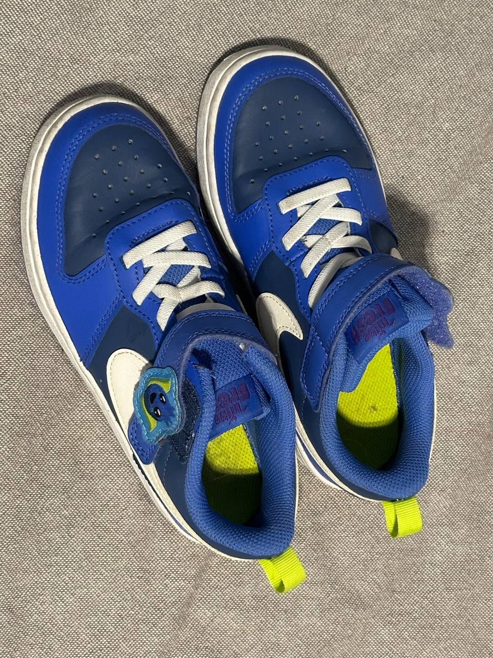 Оригинальные детские кроссовки Nike, новые, ни разу не использовались