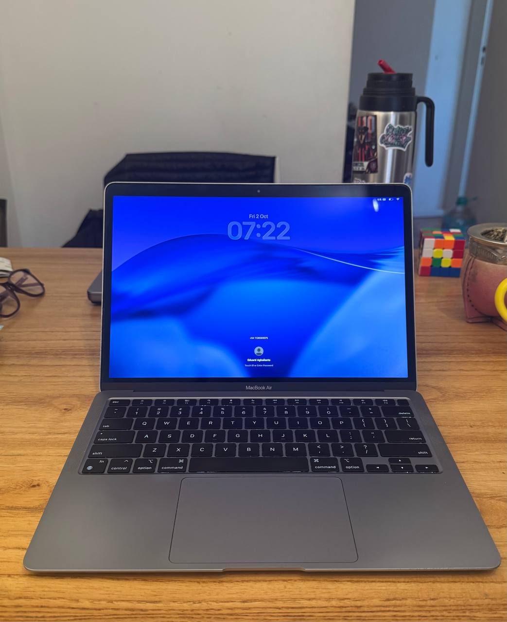 MacBook Air M1 — 8/256 ГБ, Space Gray