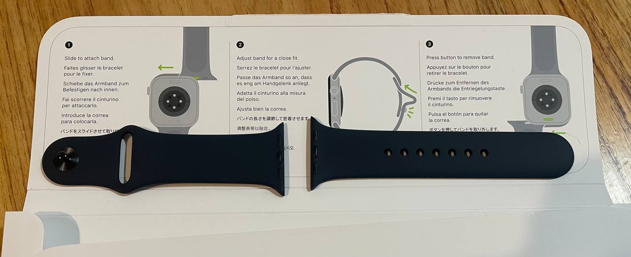 Новый оригинальный ремешок Apple Sport Band (Midnight). Шел в комплекте с часами