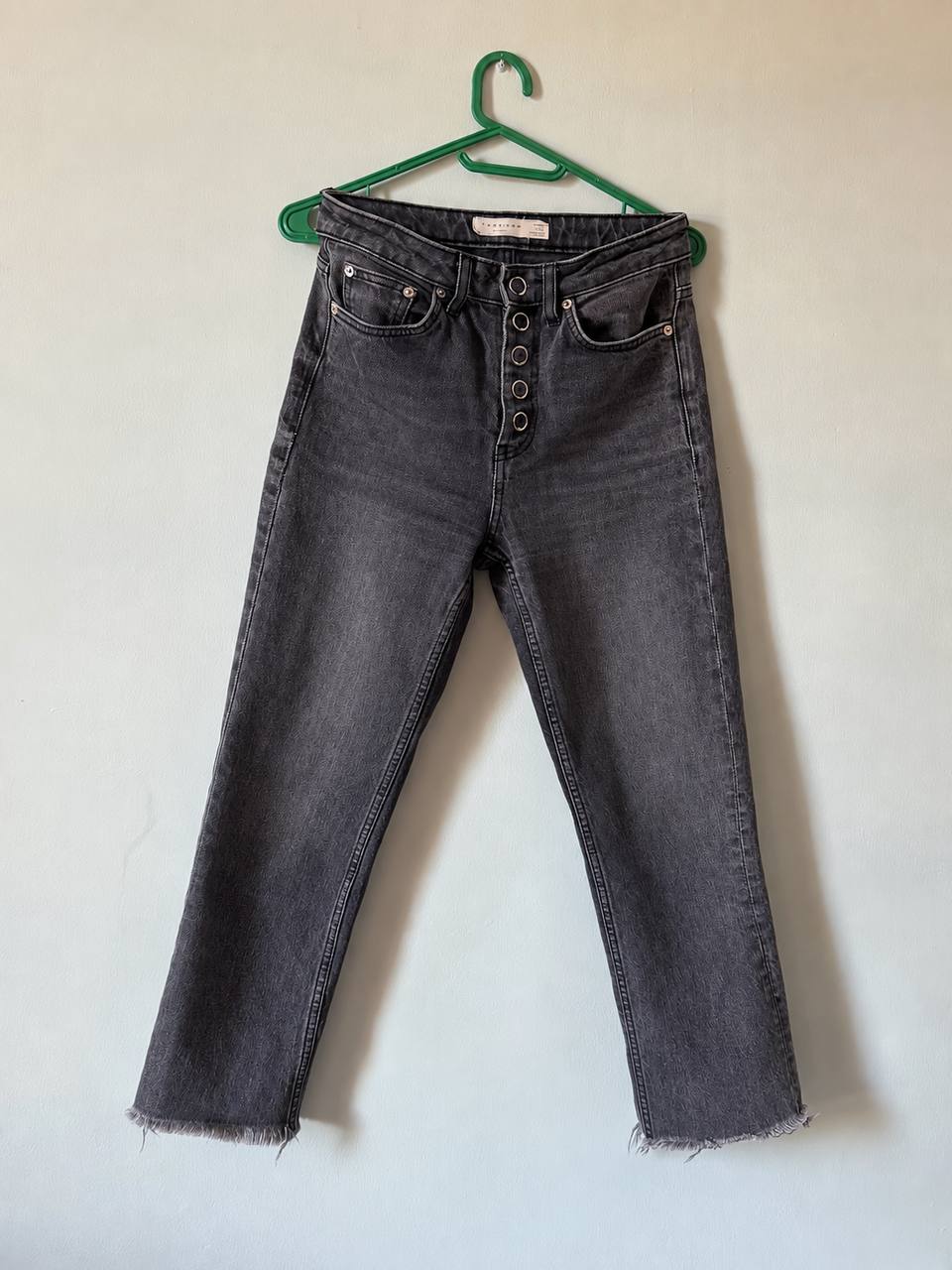 Женские джинсы Topshop, серый цвет, высокая посадка, укороченные, размер S. Сост