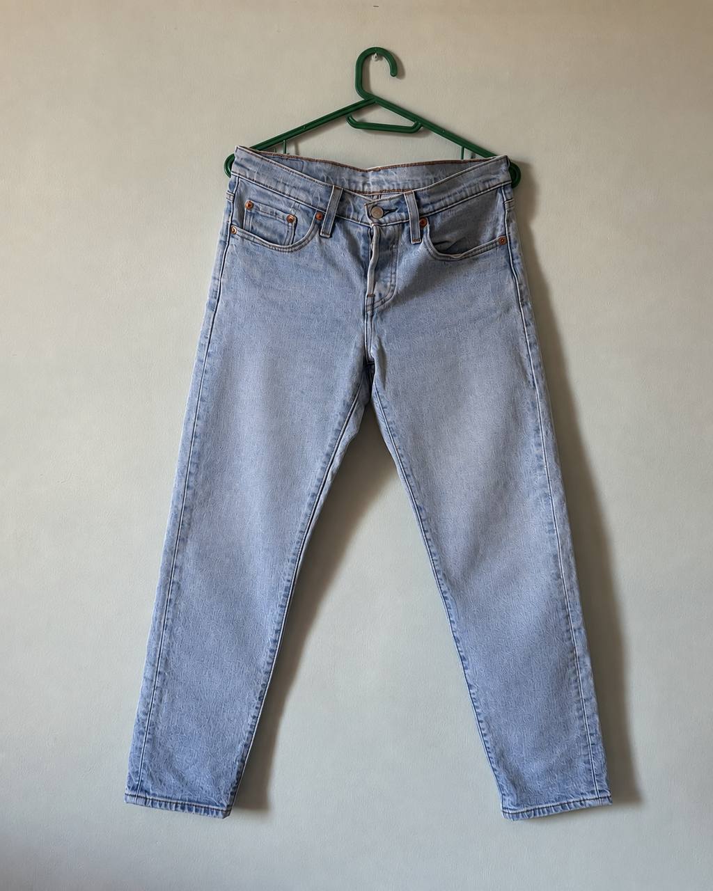 Джинсы Levi’s, размер S. Состояние отличное. 1500 рублей или эквивалент в песо/д
