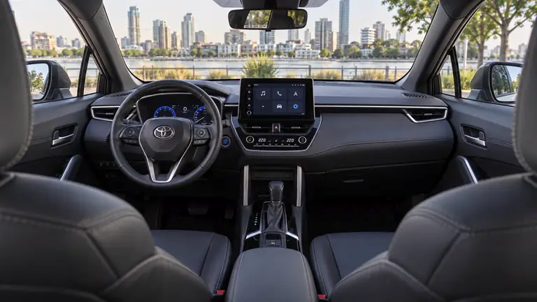 Toyota Corolla Cross 1.8 Hybrid SEG e-CVT 2023 — серый, фото 4
