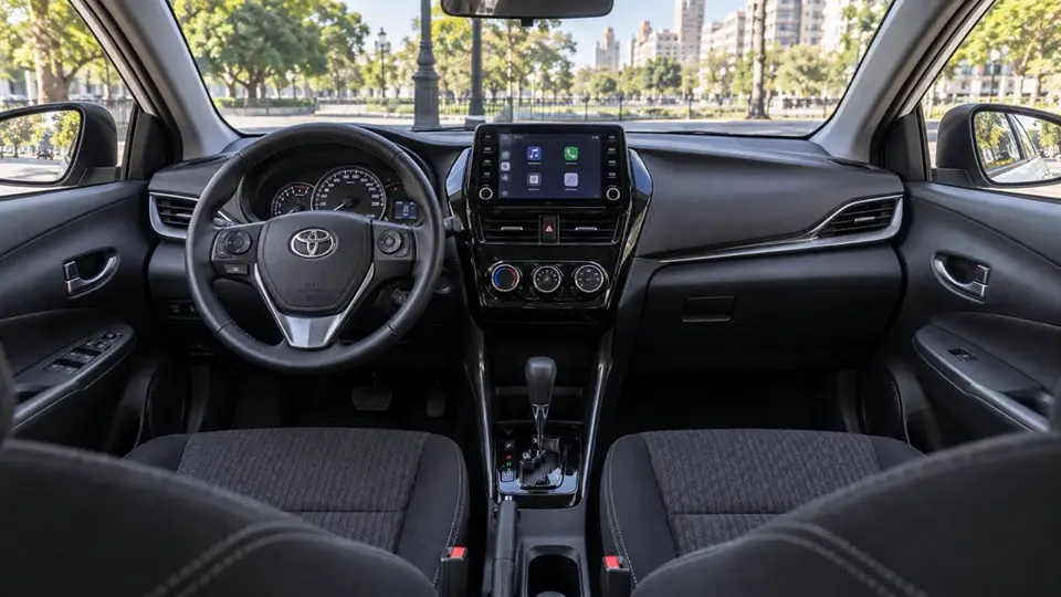 Toyota Yaris XS CVT 2025 #1 — серый, фото 4
