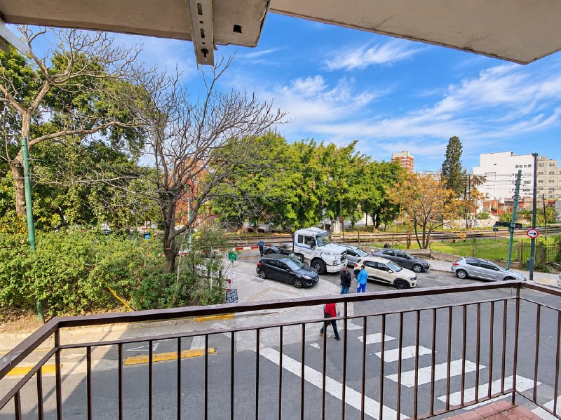 Квартира с балконом и солнечным двориком в Belgrano — USD 150 000